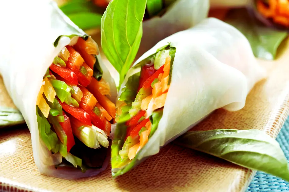 Pear and fresh vegetable salad rolls